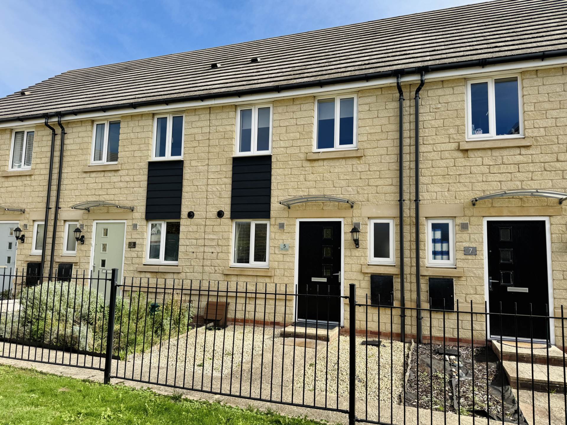 Hazel Gardens, Harwell, Image 1