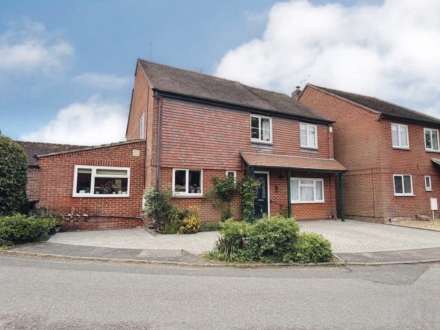 Horseshoes Lane, Benson, Image 1