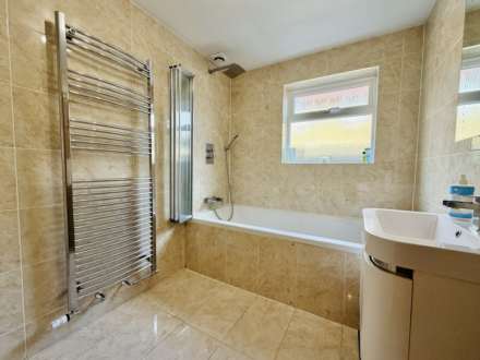 Barnacre Close, Uxbridge, Image 14