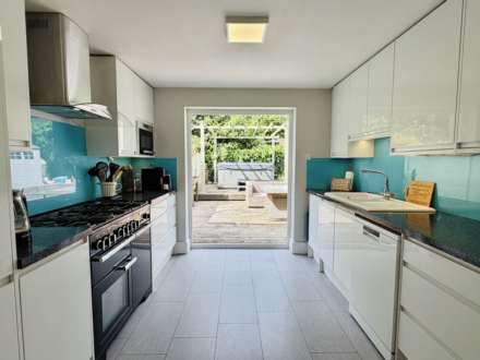Barnacre Close, Uxbridge, Image 2