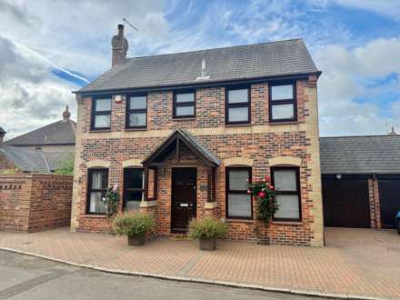 4 Bedroom Detached, Nelson Close, Wallingford