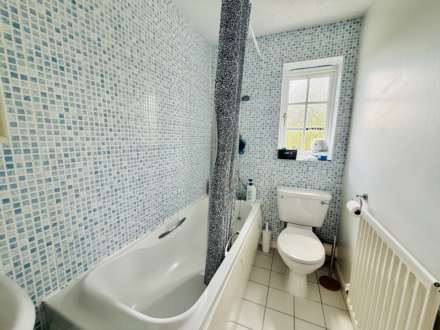 Ouse Close, Didcot, Image 6