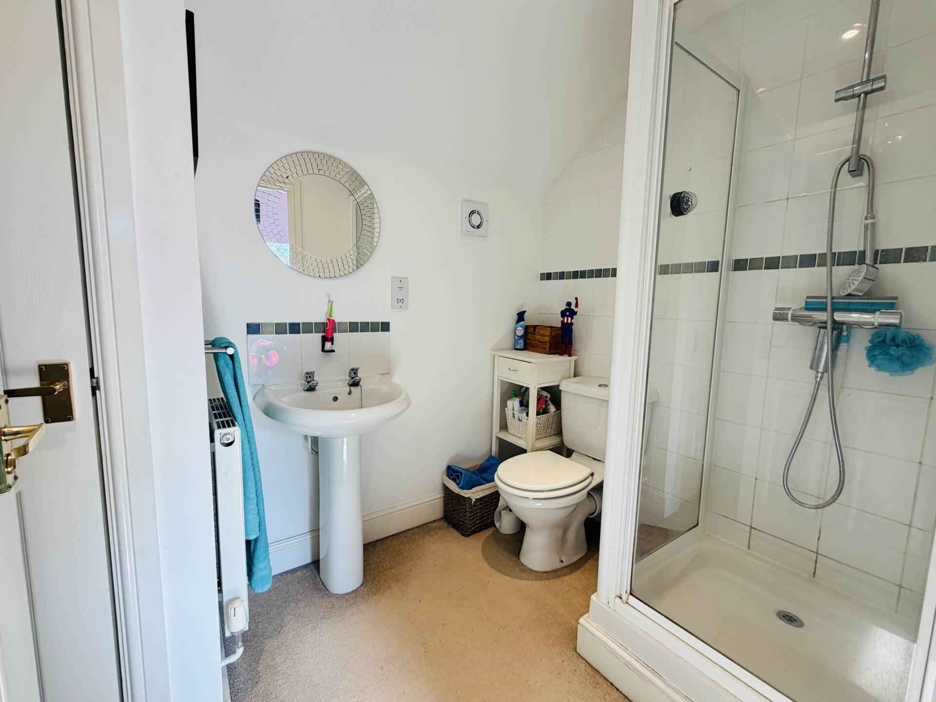 Summit House Close, Woodcote, Image 12