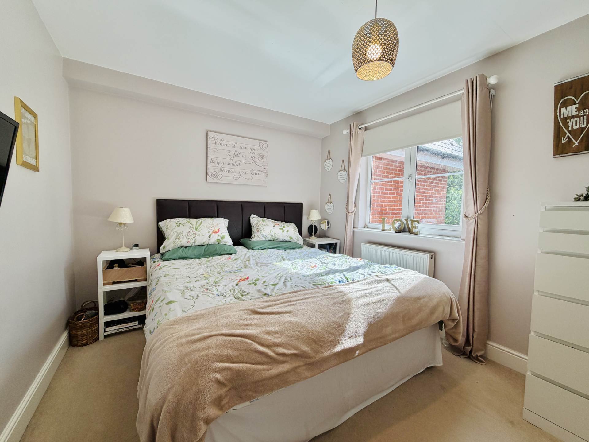 Summit House Close, Woodcote, Image 6