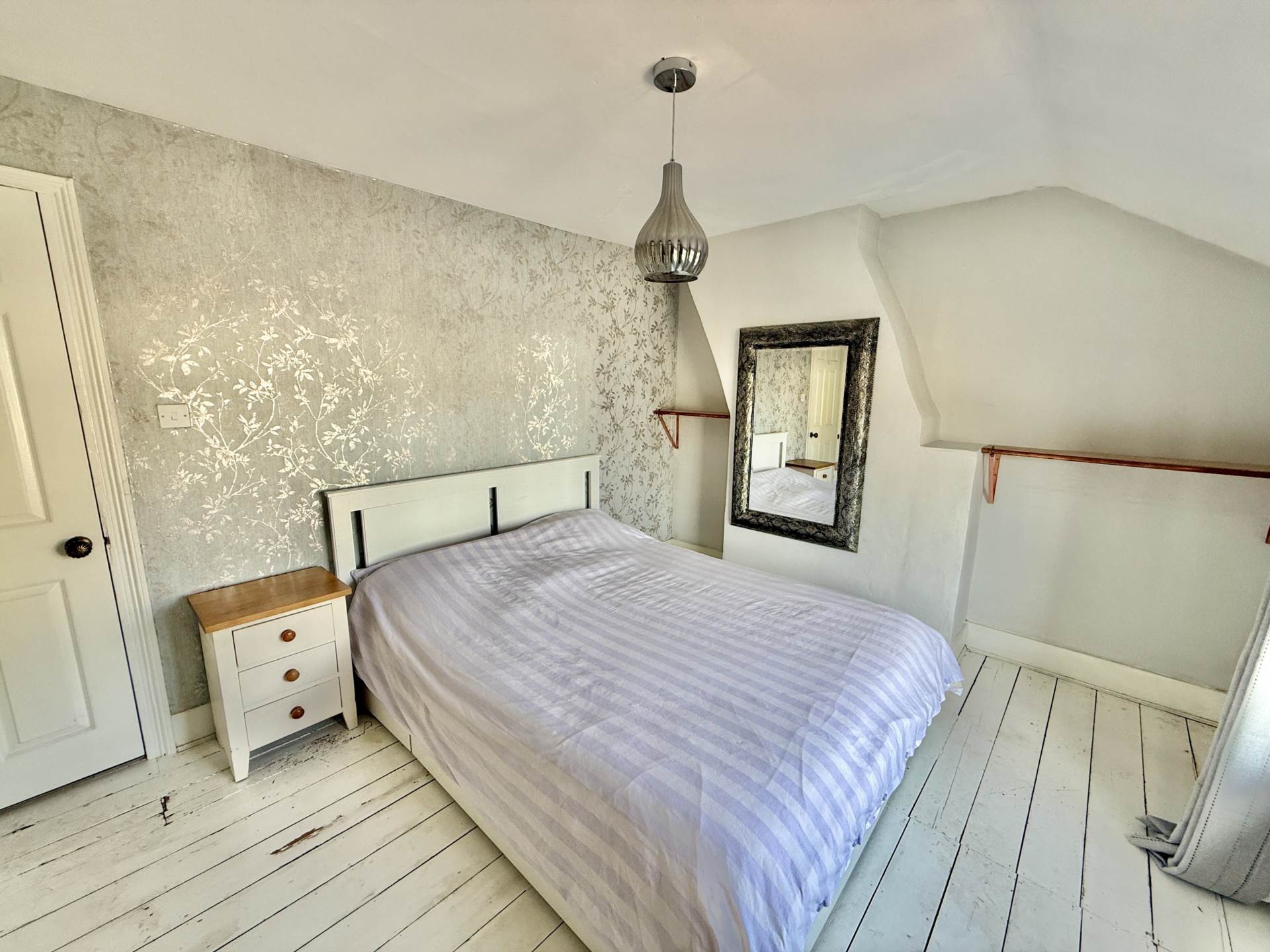 St Johns Road, Oxfordshire, Image 9
