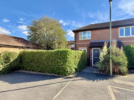 Wensum Drive, Didcot, Image 1