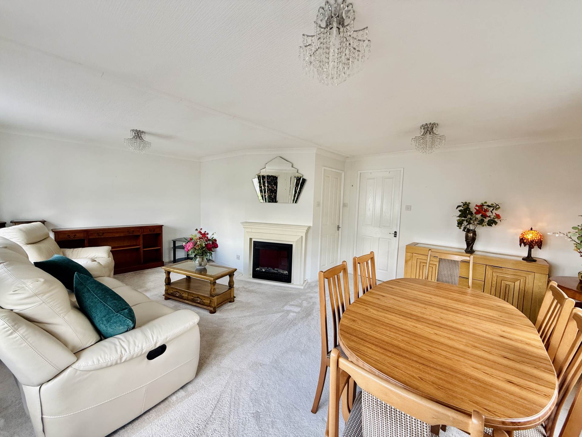 Kennett Place, Didcot, Image 10