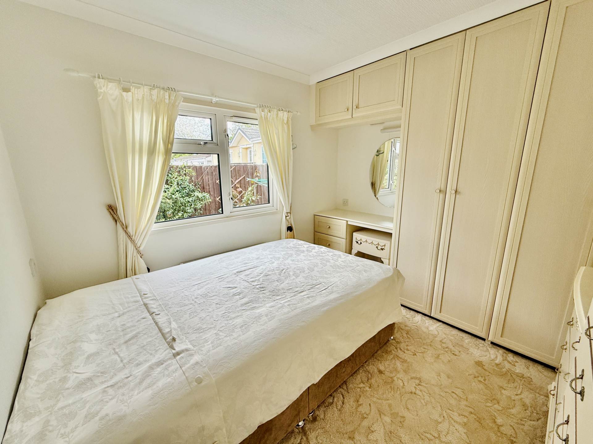 Kennett Place, Didcot, Image 14