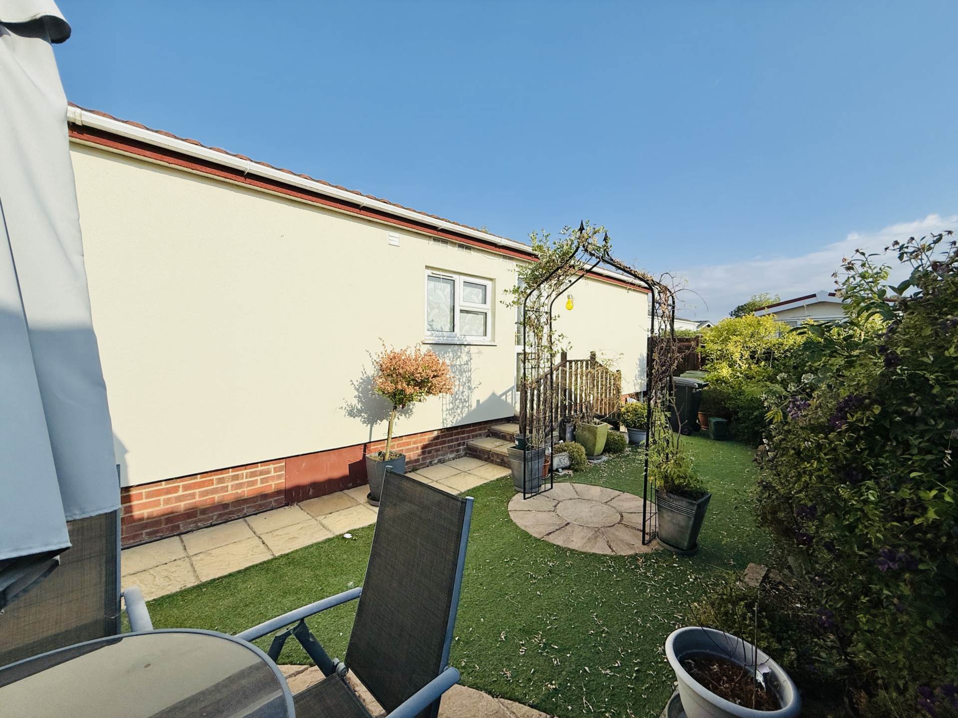 Kennett Place, Didcot, Image 4