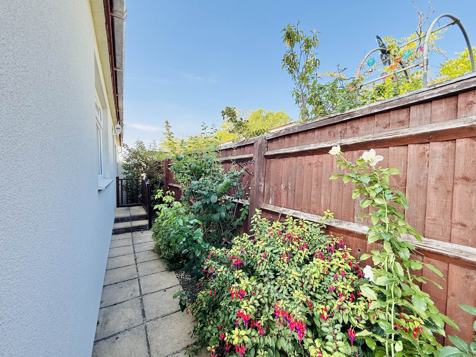 Kennett Place, Didcot, Image 5
