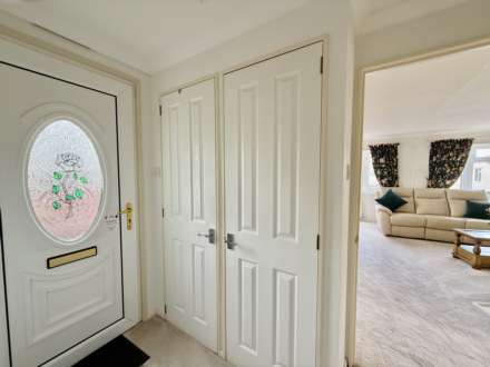 Kennett Place, Didcot, Image 6
