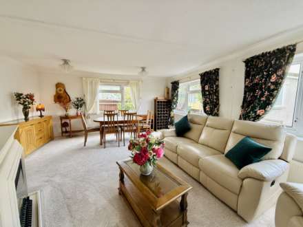 Kennett Place, Didcot, Image 9