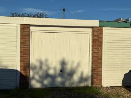Offas Close, Benson, Image 16