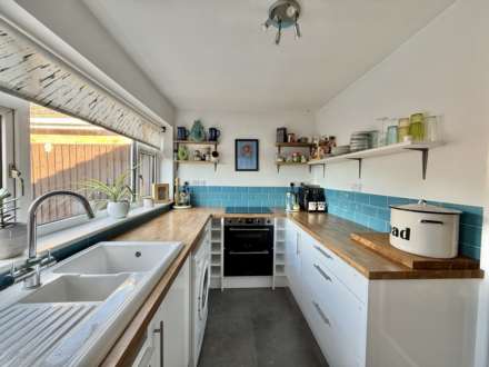 Offas Close, Benson, Image 2