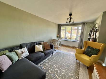 Offas Close, Benson, Image 4