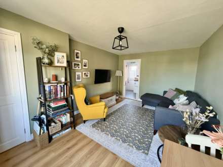 Offas Close, Benson, Image 5