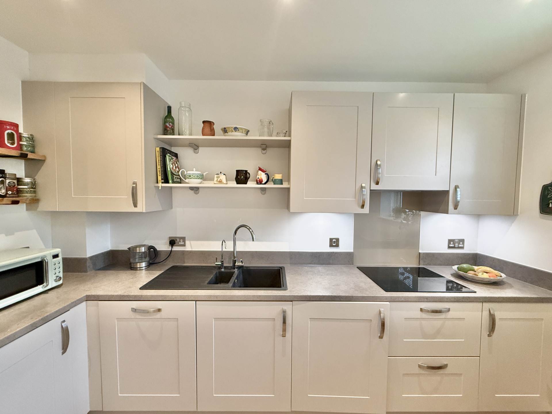 King Henry Avenue, Wallingford, Image 4