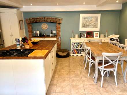 Castle Street, Mere, Image 9