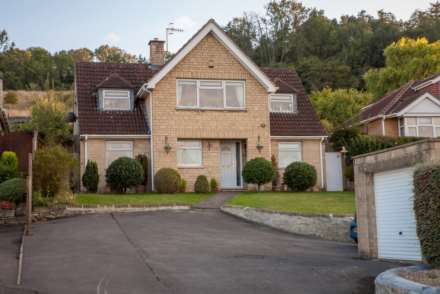 4 Bedroom Detached, Warminster Road Bathampton Bath