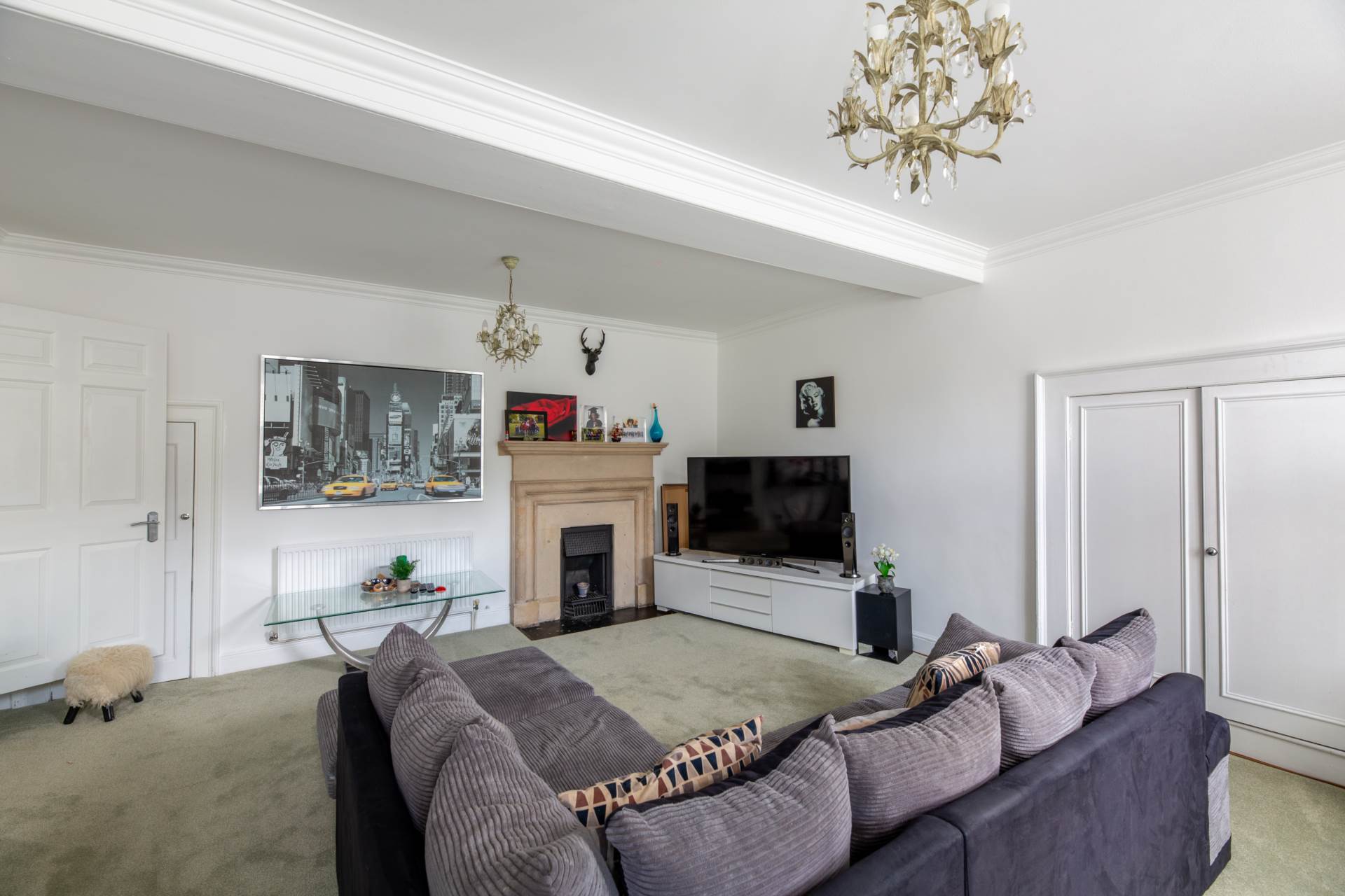 Weston Lodge, Symes Park, Image 2