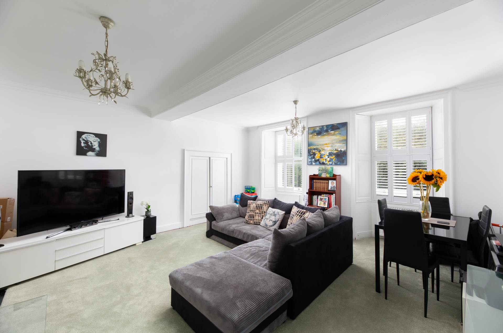 Weston Lodge, Symes Park, Image 3