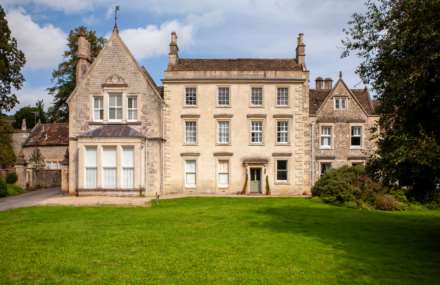 Weston Lodge, Symes Park, Image 1