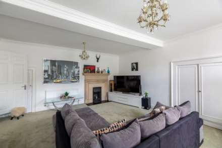 Weston Lodge, Symes Park, Image 2