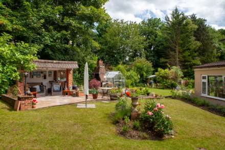 Penn Gardens Newbridge, Image 3