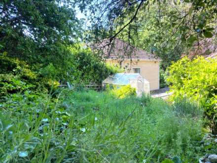 Gainsborough Gardens, Bath, Image 10