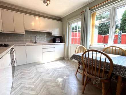 Frankland Close, Weston, Image 2