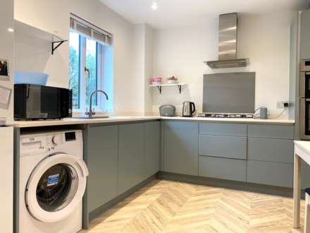 Chandler Close, Weston, Image 4