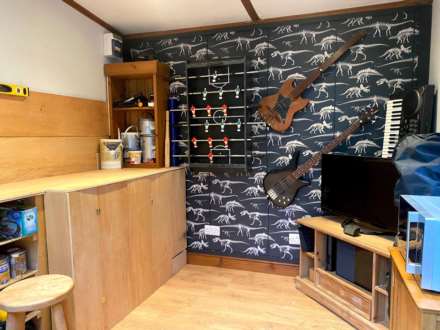 Avon Park, Bath, Image 9