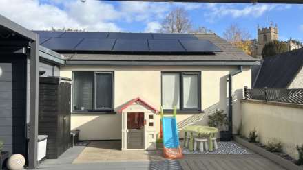 Oliver Court, Weston, Image 1