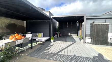 Oliver Court, Weston, Image 13