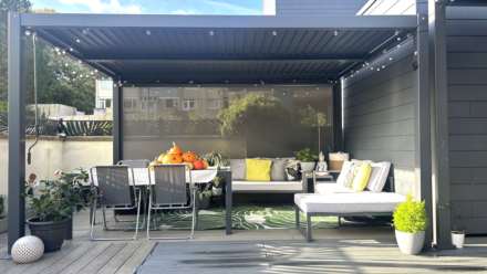 Oliver Court, Weston, Image 4