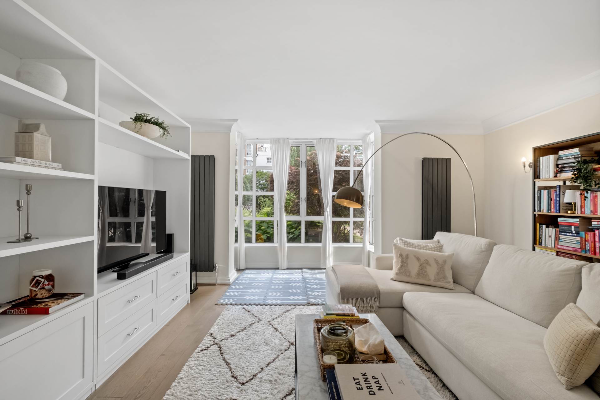 Maple Lodge, Kensington Green, W8, Image 1
