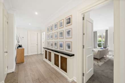 Maple Lodge, Kensington Green, W8, Image 5