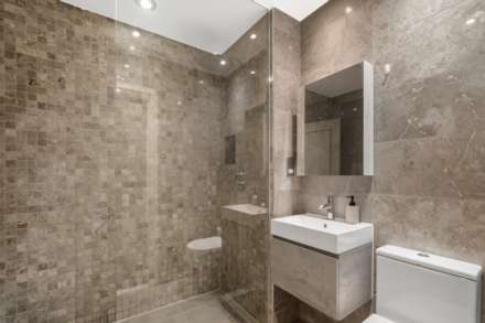 Maple Lodge, Kensington Green, W8, Image 6