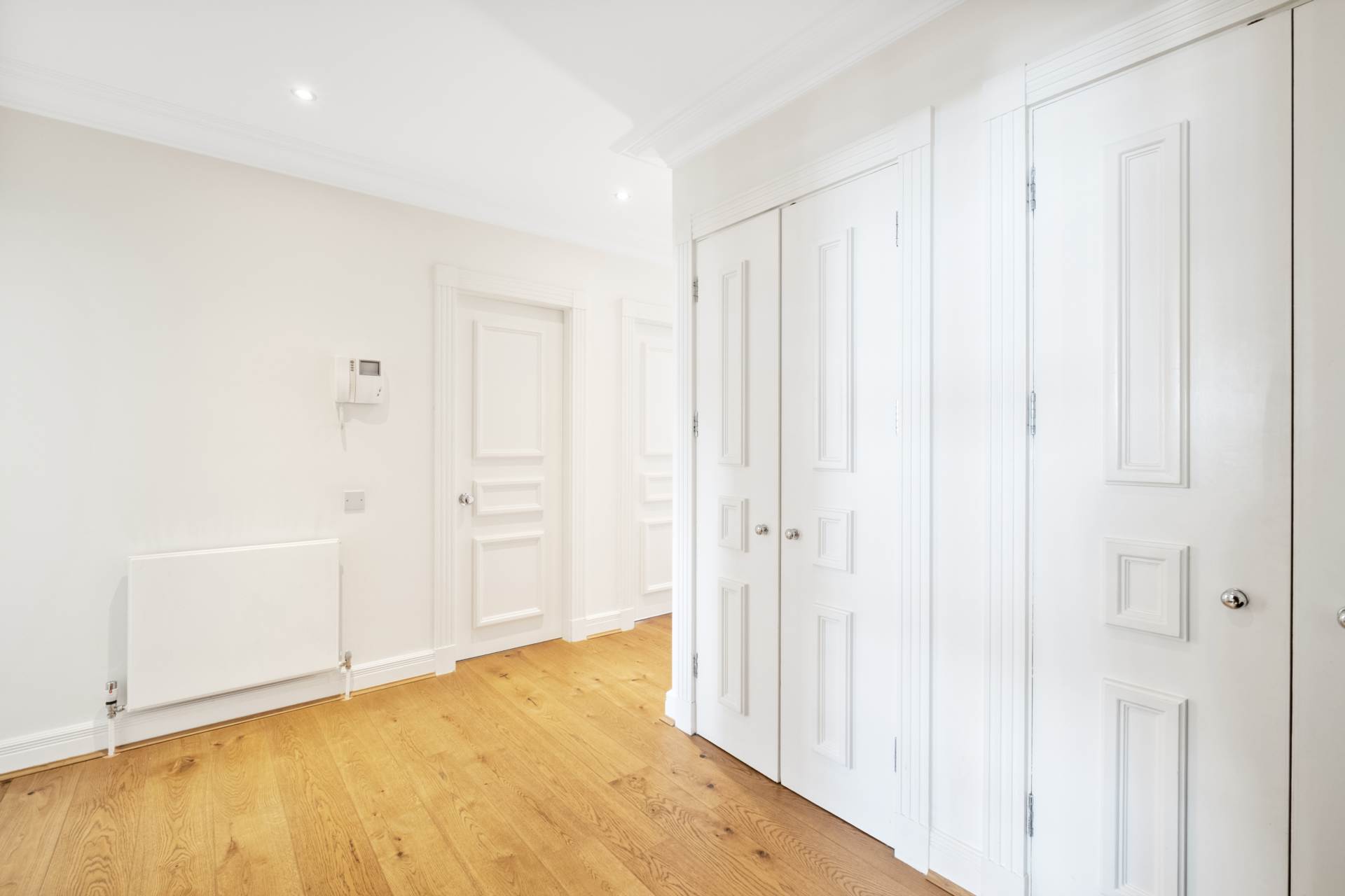 Rowan Lodge, Kensington Green, W8, Image 11