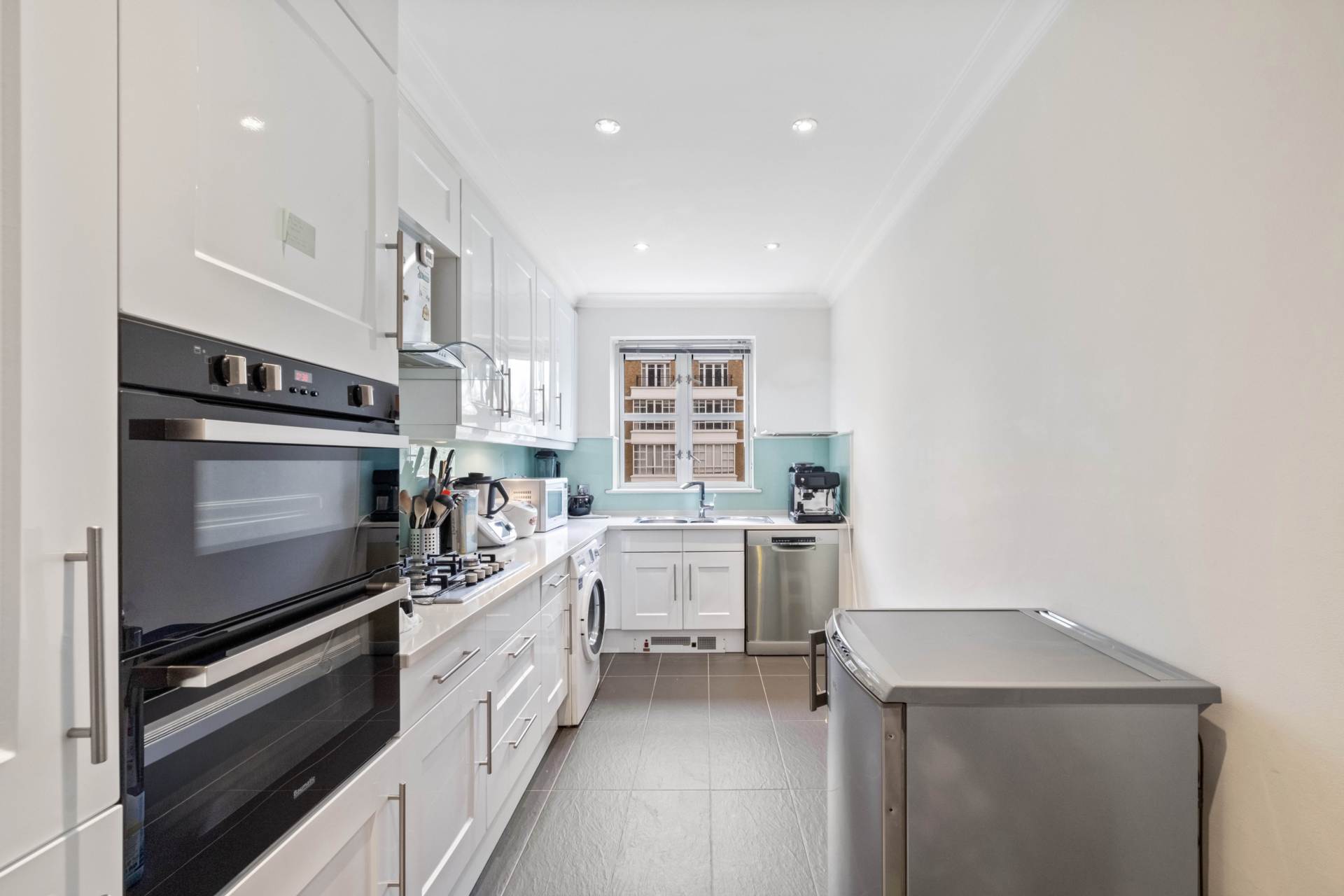 Rowan Lodge, Kensington Green, W8, Image 2