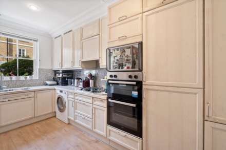 Devonshire Place, Kensington Green, W8, Image 7