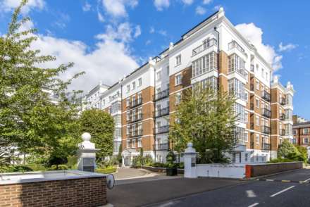 Oak Lodge, Kensington Green, Image 2