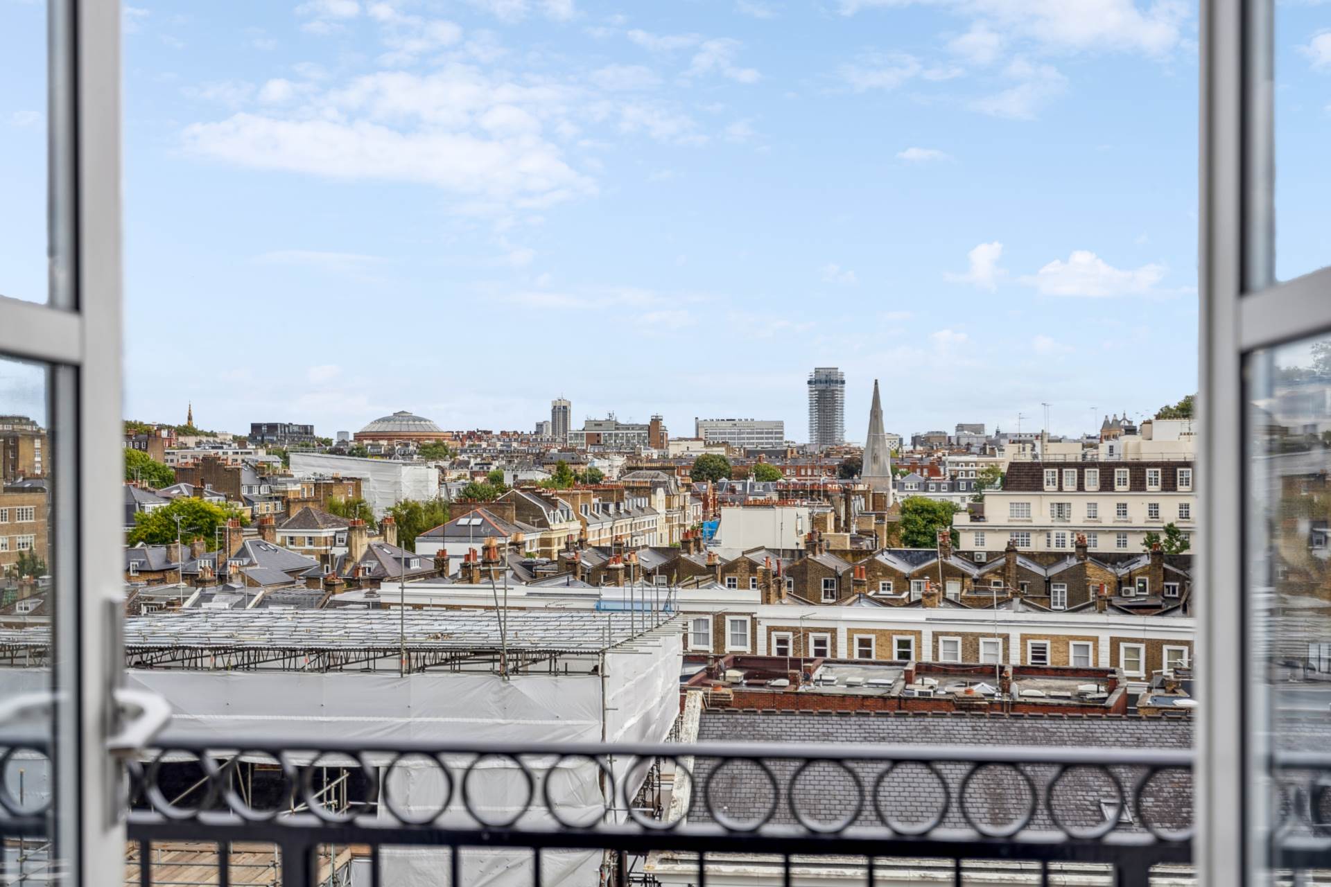 Rowan Lodge, Kensington Green, London, W8, Image 4