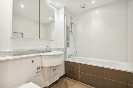 Rowan Lodge, Kensington Green, London, W8, Image 6