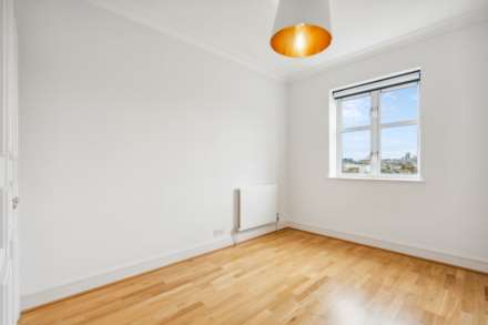 Rowan Lodge, Kensington Green, London, W8, Image 9