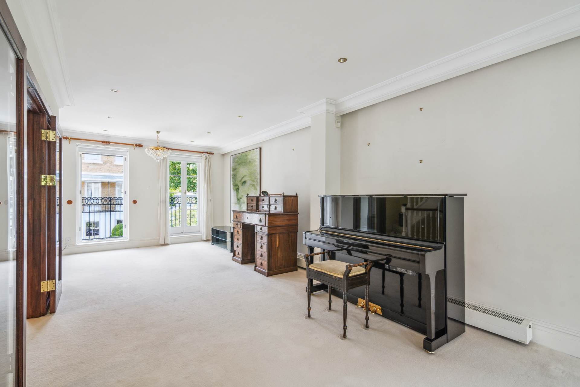 Thomas Place, Kensington Green, W8, Image 13