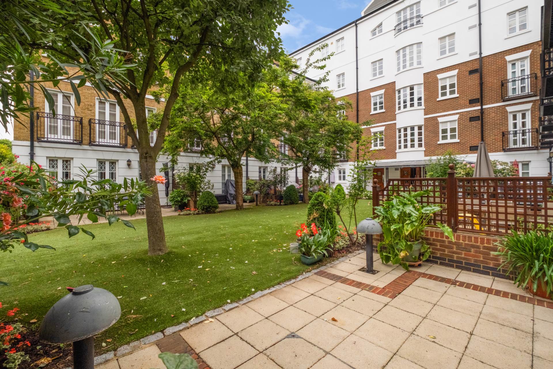 Thomas Place, Kensington Green, W8, Image 21