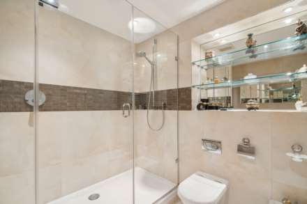 Thomas Place, Kensington Green, W8, Image 15