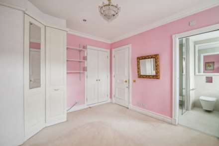 Thomas Place, Kensington Green, W8, Image 16