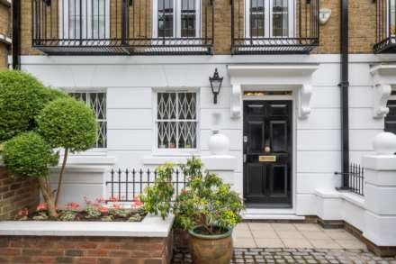 Thomas Place, Kensington Green, W8, Image 18